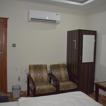 Hotel Kashmir Inn Ραβαλπίντι Εξωτερικό φωτογραφία