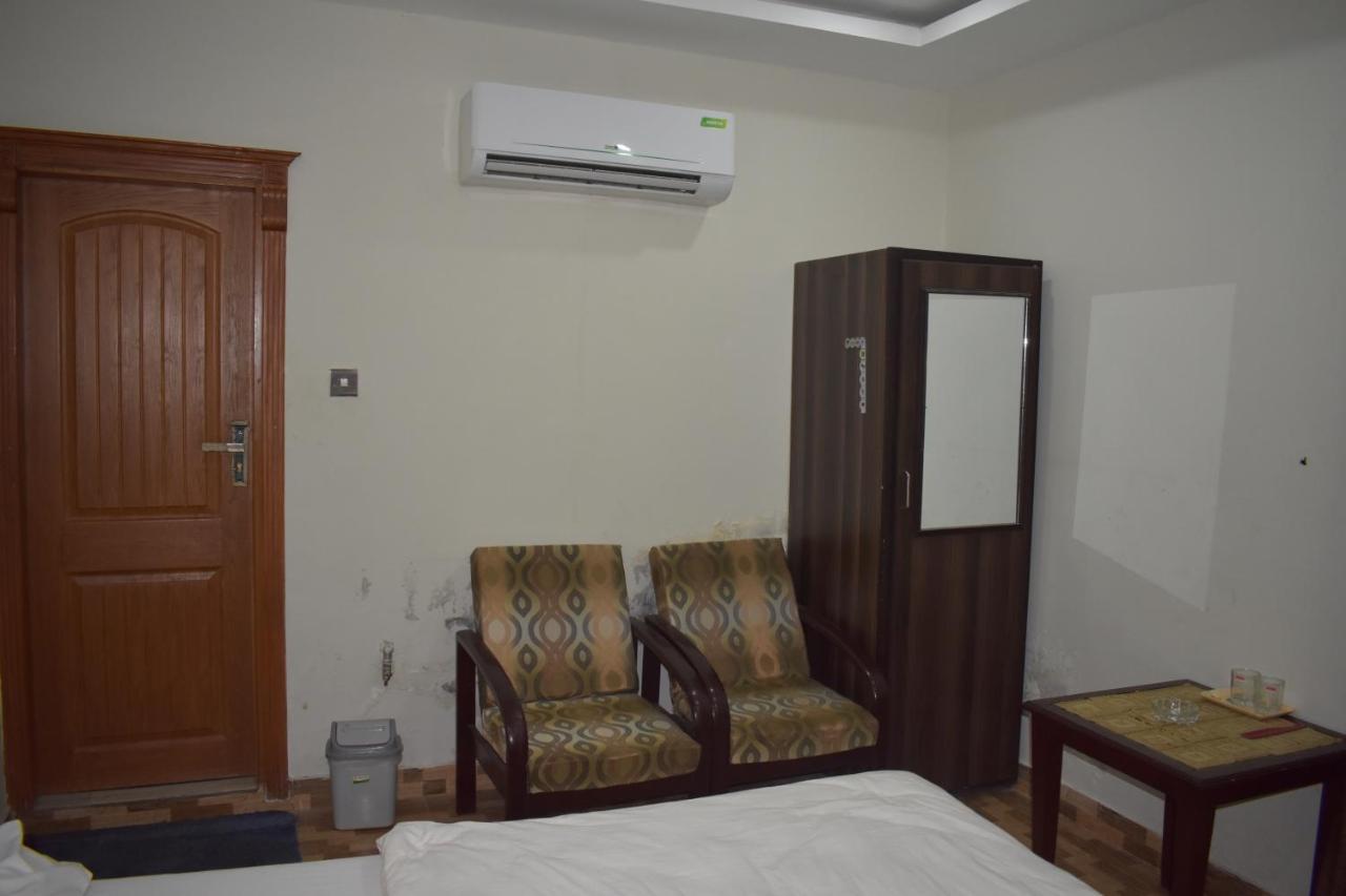 Hotel Kashmir Inn Ραβαλπίντι Εξωτερικό φωτογραφία